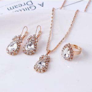 Necklace Set